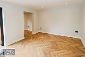 GRANVILLE WAY- click for photo gallery